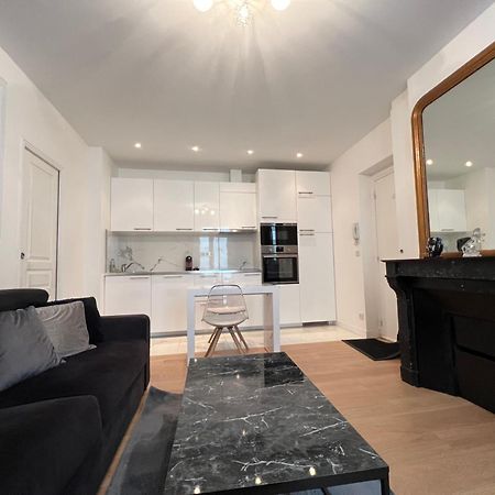 Luxury Appartment, Champs Elysees, Neuf ! باريس المظهر الخارجي الصورة