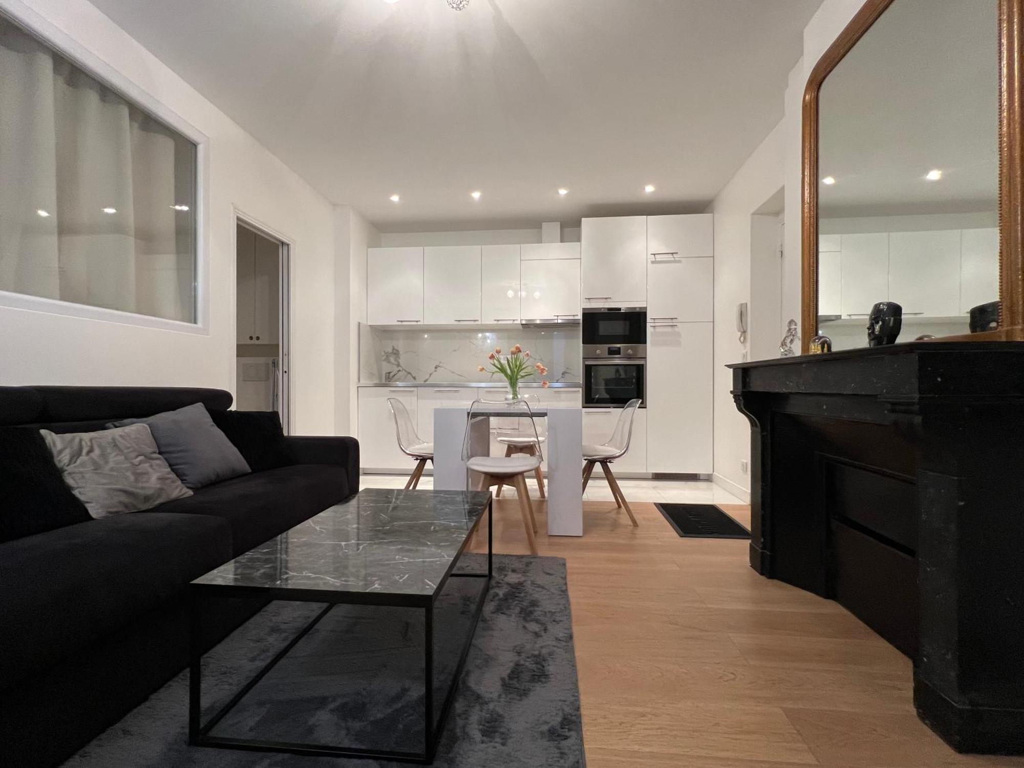 Luxury Appartment, Champs Elysees, Neuf ! باريس المظهر الخارجي الصورة